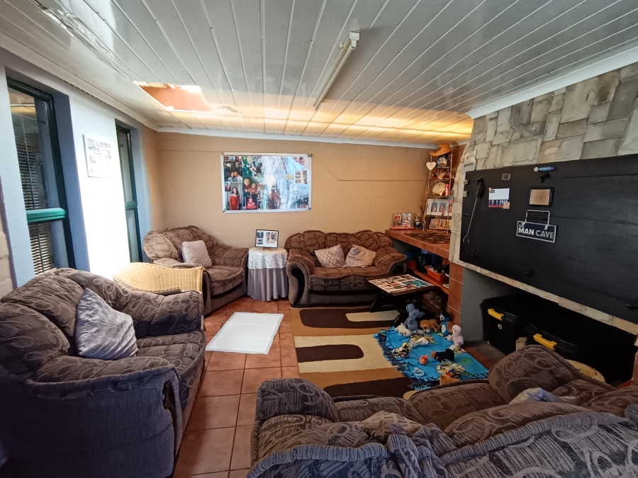 To Let 2 Bedroom Property for Rent in Saldanha Western Cape
